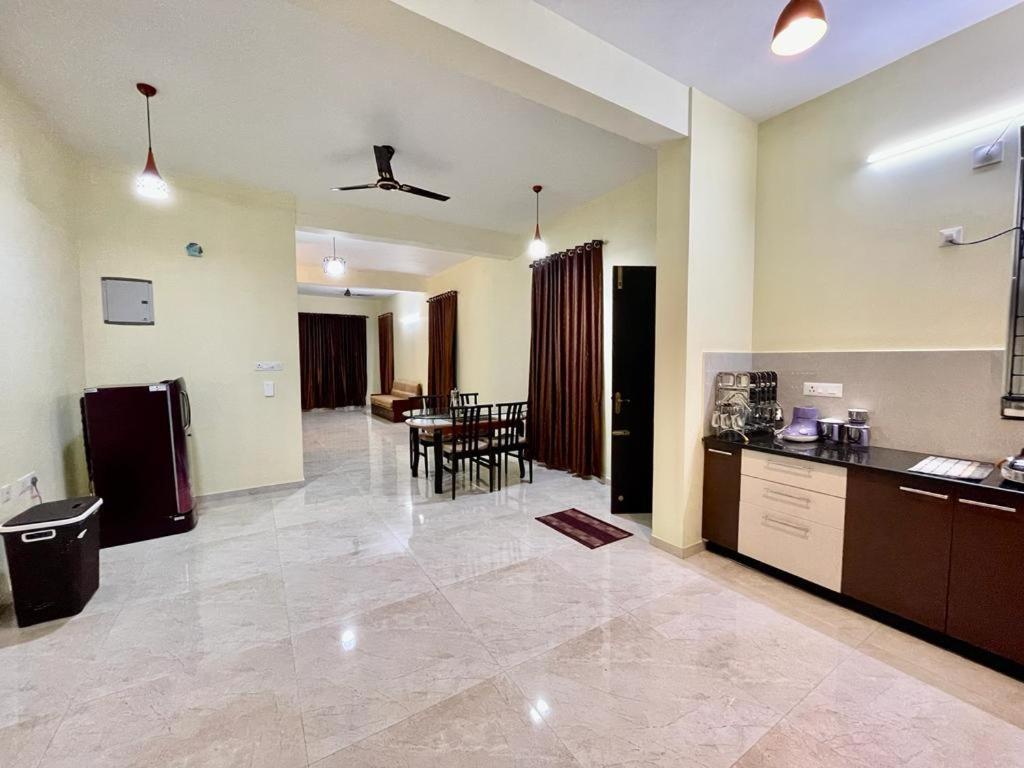 Aikya Kadri #Your Home Away From Home# Non Smoke# Vegetarians Preferred# Strictly For Families Mangalor Kültér fotó